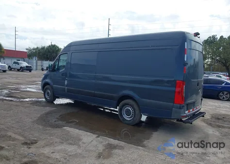 2019 Mercedes-Benz Sprinter 2500 High Roof V6 z USA, uszkodzony, nr VIN WD4PF1CD9KP134877